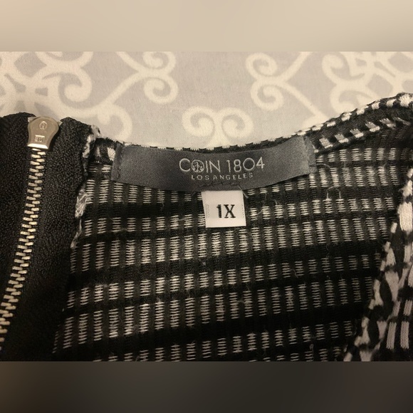 Dressy t-shirt - Picture 2 of 11